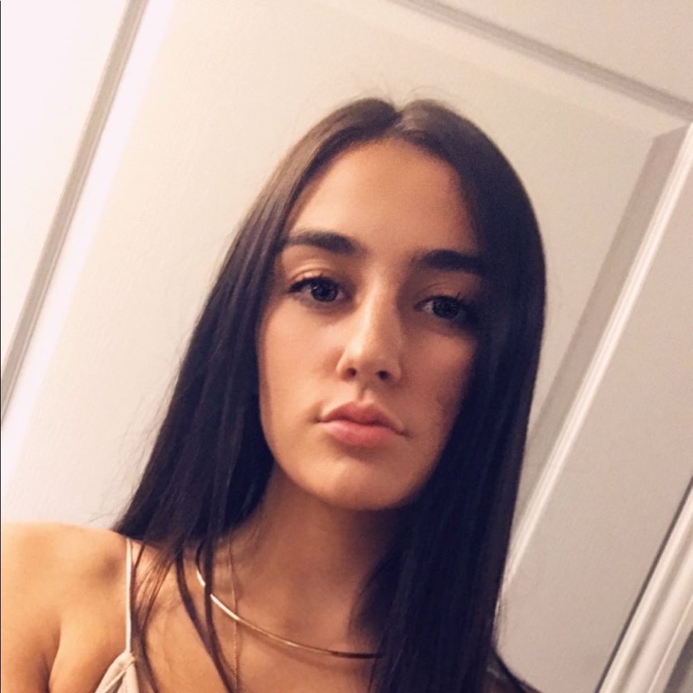 Meet your Posher, Madison